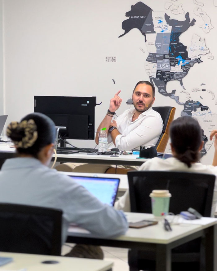 Στιγμιότυπο 2 από το πρώτο σεμινάριο AI for Business της Advisable Academy